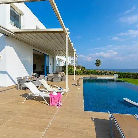 Infinity Βίλα Πρωταράς