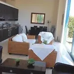Villa Infinity *