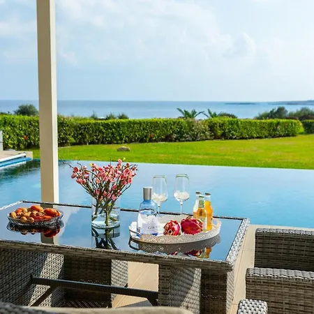 Infinity Villa *